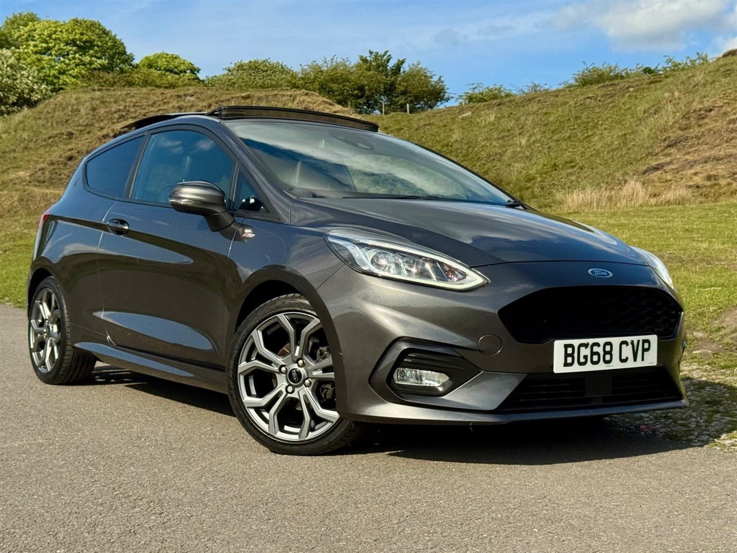 ford fiesta hatchback petrol 57e01b4ceda4 1