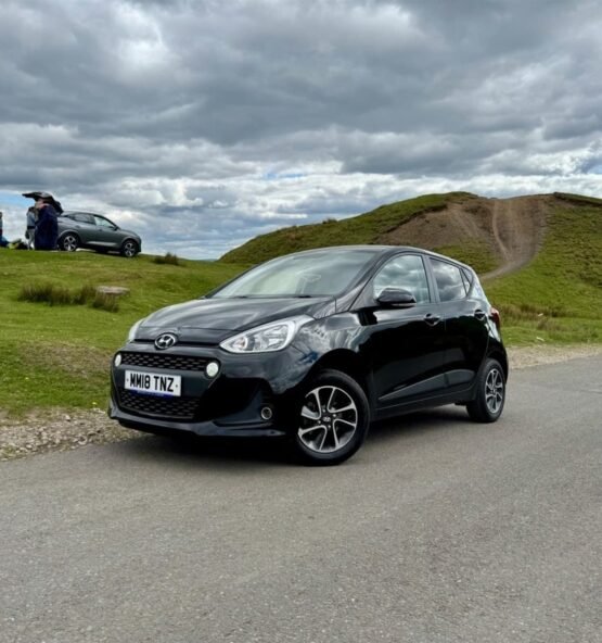 hyundai i10 hatchback petrol eff83b089a78 1 555x592